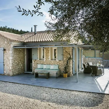 Sleeps 2 Pool Air Con Wifi Villa *